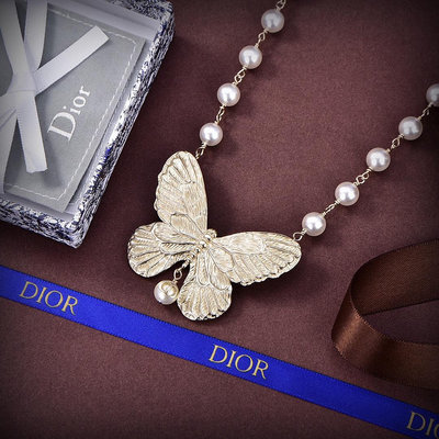 【二手】迪奧 新款一線大牌都愛的Dior·迪奧 新品字母CD蝴蝶項鏈 金屬