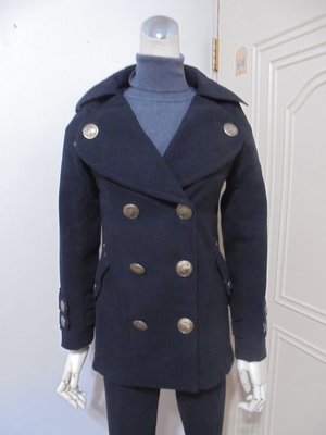 日本限定藍標Burberry品牌經典款黑色雙排釦羊毛大衣外套#36(適XS~S)*4980元直購價*