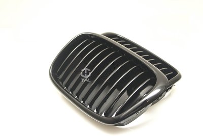 TWL台灣碳纖 全新BMW E39 00 M5 520 528 530 夜色黑 亮黑 鋼琴烤漆黑 水箱罩  鼻頭 凸版