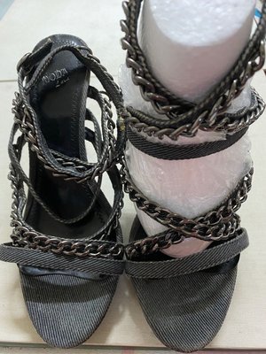 MODA鐵黑灰鏈子金屬感造型高跟涼鞋/牛仔風高跟涼鞋