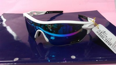 ZETT 男女款 運動型 太陽眼鏡 抗UV400 電鍍面 無度數 台灣製 白藍