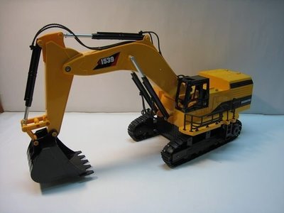 [小強模型] 全新充電款 遙控挖土機 怪手工程車 迷你怪手 仿真聲音/710度旋轉 特價:890