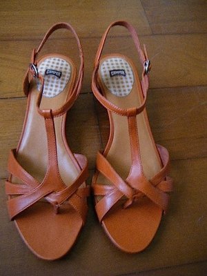 Camper 橘紅色涼鞋 【 size:39 】