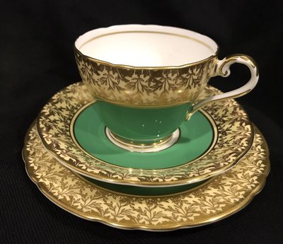 英國 Aynsley 1940-1950 綠金邊 華麗三件一組 花茶杯（ 有兩組）