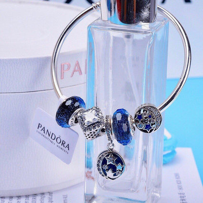 現貨精品代購Pandora 潘朵拉 925純銀 新款 手飾 手環 Charms 球形鏈扣 藍水晶 骰子 吊飾 可開發票