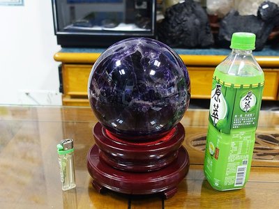 §能量礦石§ 少見大尺寸 紫水晶球 重4818g 直徑152.0mm 附球座