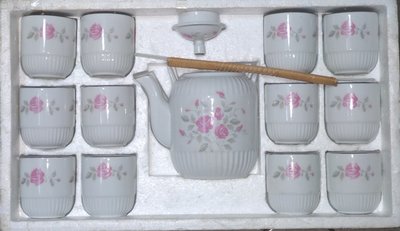 早期 大同 粉紅玫瑰花 杯壺組 茶具組。。原廠盒裝