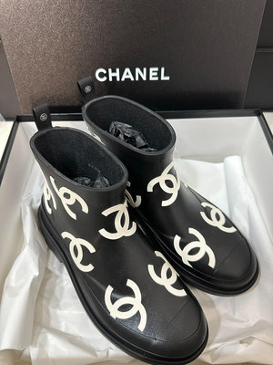 Chanel 香奈兒 滿大logo短款雨靴 黑色雨鞋