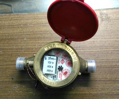 {水電材料行}~自來水錶 3/4 六分 數字水表 定表管 定錶管  自來水錶箱 自來水廠用 水表鐵箱 錶箱蓋