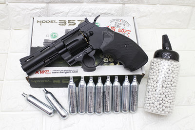 [01] KWC 4吋 左輪 手槍 CO2槍 + CO2小鋼瓶 + 奶瓶 ( KC-67 轉輪短槍城市獵人