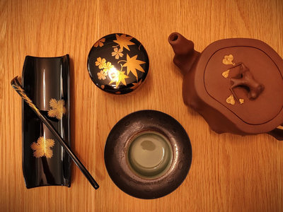 日本榮美堂純銅茶托杯托茶盤錘紋圓形一套四客全新在銘