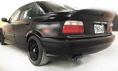 BMW 寶馬 E36 CSL 尾翼另有碳纖維 carbon 實車
