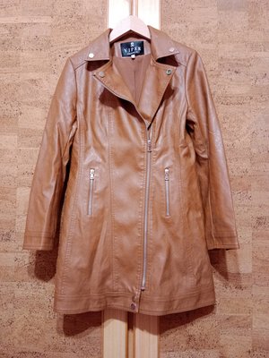 【唯美良品】VIPER 棕色中長版PU皮外套~ W123-857.