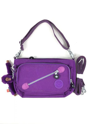 新款熱銷 Kipling 猴子包 K13696 紫色 輕量輕便多夾層 斜背肩背包 零錢包 收納 防水 限時優惠
