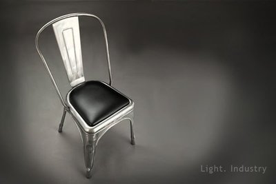 【 輕工業 】工業風瑪萊金屬餐椅-皮椅墊loft marais tolix a chair 復古靠背鐵椅法國吧檯椅沙發