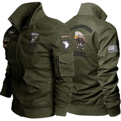 軍綠色飛行軍事風美式工裝機車夾克外套男秋季薄款戰術迷彩工作服