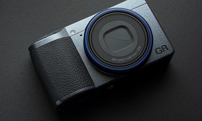 補貨中~ RICOH GRIIIx･GR3x  【海神藍】 數位類單眼相機･40MM定焦鏡 APS-C『標準版』WW