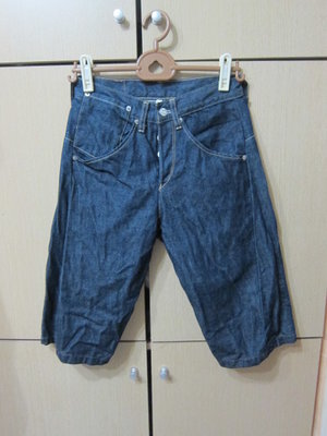 衣市藍~LEVI'S 3D褲001系列排釦牛仔短褲 (W27~L30~) (200615)