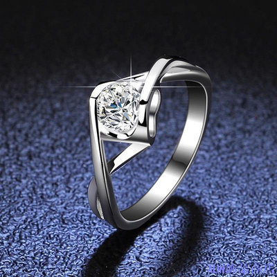 ALIN飾品商店[附有GRA證書]一克拉莫桑石戒指S925銀天使之吻莫桑鑽石戒指
