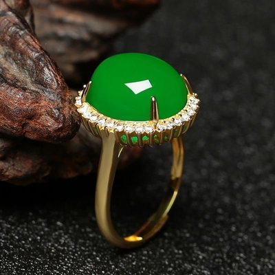 熱賣 戒指天然玉髓綠玉髓蛋面戒指指環925銀鑲嵌翡翠綠色帝王綠活口飾品