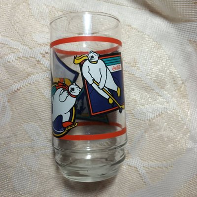 1995年Coca-Cola 可口可樂 北極熊 可樂熊 冬季運動 玻璃水杯 14oz.(約415 ml)收藏 復古 懷舊