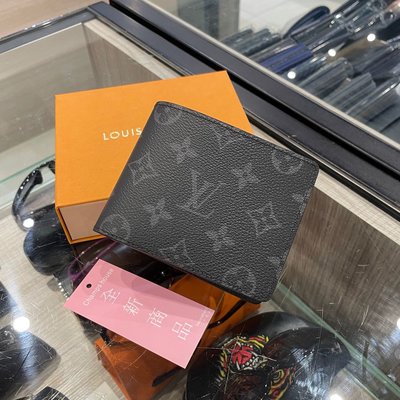 ⭐️ 香榭屋精品店 ⭐️ LV Louis Vuitton M61695 黑色字紋對開短夾 皮夾 (Y1700) 全新商品