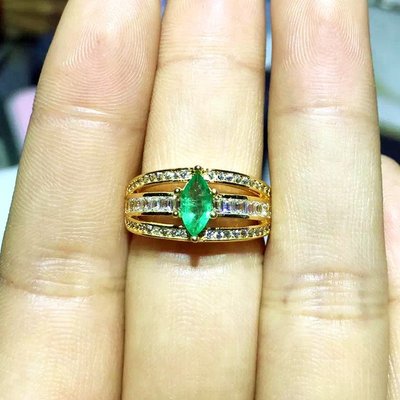 【祖母綠戒指】哥倫比亞天然祖母綠戒指 時尚大氣