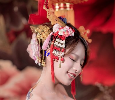 美顏色@@新娘秘書新秘 2個日式中式紅色中國結流蘇兩用頭飾髮飾..cosplay百搭日本和服花魁古裝 任5件免運
