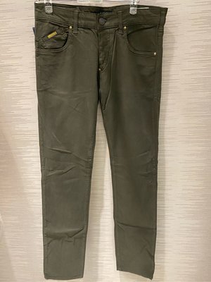 【EZ兔購】~正品 Armani jeans aj 素面墨綠色鐵牌牛仔褲30腰