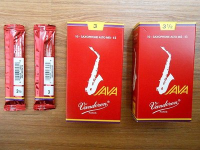 《Vandoren 管樂器配件》JAVA 紅盒/中音薩克斯風竹片/ALTO SAX(單片零售價：每片85元)