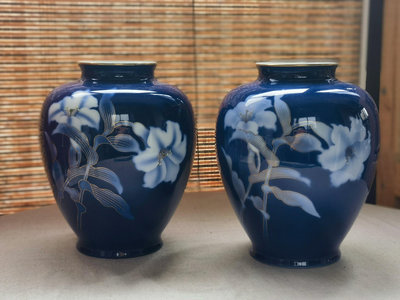 深川制帝王藍花瓶，中古無包裝