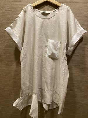 Viga wang 純色短袖造型連身洋裝 長版上衣 設計師