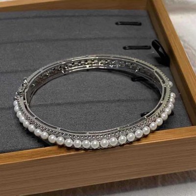 100原廠％代購 摩納哥apm monaco新品法式雙圈珍珠手鐲優雅氣質排鉆夾珍珠浪漫輕奢手環