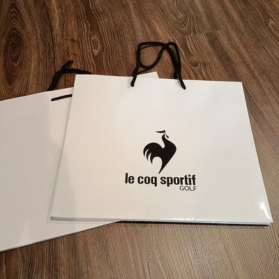 法國公雞 Le coq sportif golf 名牌紙袋 經典白色 環保袋 禮物袋 紙提袋 狀況如照片 尺寸32*27*11cm 可與其他紙袋合併運費