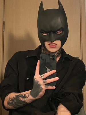 蝙蝠俠面具cos頭套萬圣節面罩batman帥氣抖音沙雕搞怪表演道具滿額免運