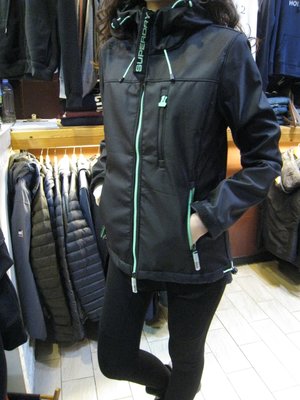 國華街A&amp;F Superdry極度乾燥女款機能衣風衣外套