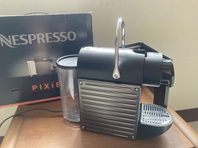 Sommetider Junction egetræ Nespresso Pixie Clips 膠囊咖啡機灰色(C60 D60) | Yahoo奇摩拍賣