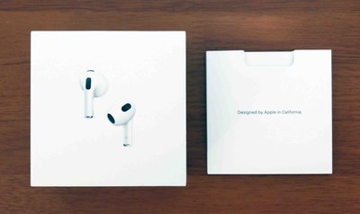 蘋果 Apple AirPods 原廠空盒 耳機盒 耳機空盒 外包裝紙盒 外盒 禮物盒 收納盒 (只有空盒與說明書)