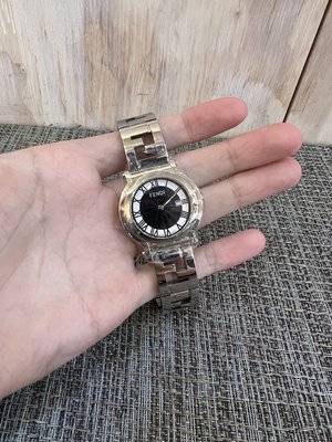 FENDI 黑面 圓面 羅馬數字 FF LOGO 日期 不鏽鋼 女錶 石英錶 錶 手錶