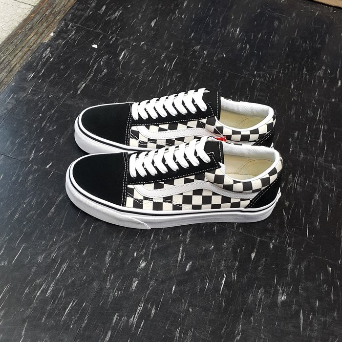 old skool primary checkerboard