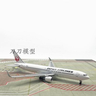 易匯空間 1400JAL日本航空波音B767-300ER客機JA616J飛機模型合金仿真擺件627
