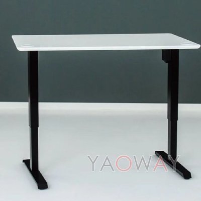 【耀偉】丹麥Conset501-33 電動升降桌/可加裝活動輪-寬112-152cm黑/白桌腳+桌板118x68cm