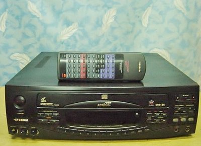 【小劉二手家電】HYUNDAI PREMIER-99三片式卡拉OK點歌機,附原廠遙控器,故障機也可修理!