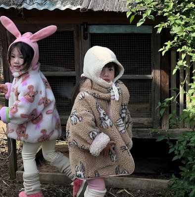 酷酷噠兒童服-2023冬女童韓版羊羔毛加絨外套韓國兒童毛毛棕色小兔加厚圍巾外套