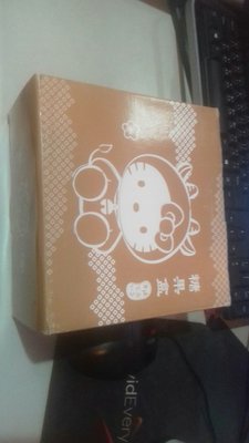 全新的Hello Kitty雙層的 糖果盒 便宜賣只有一個優惠超商取貨免運費
