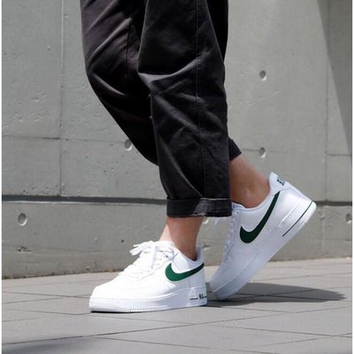 【正品】Nike Air Force 1 Af1 白綠 綠勾 板鞋 休閒鞋 情侶鞋 Ao2423-104