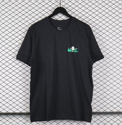 【Japan潮牌館】Nike 2023夏季新款男子時尚潮流卡通高爾夫短袖T恤FD0038-010
