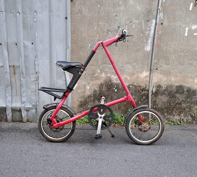 二手~三角形鋁合金單車 16吋代步車 便攜式快速折疊自行車 皮帶傳動小折車 (紅)
