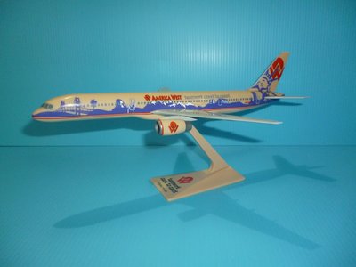 珍上飛模型飛機：B757-200 (1:200)america west teamwork co(編號:B757254)