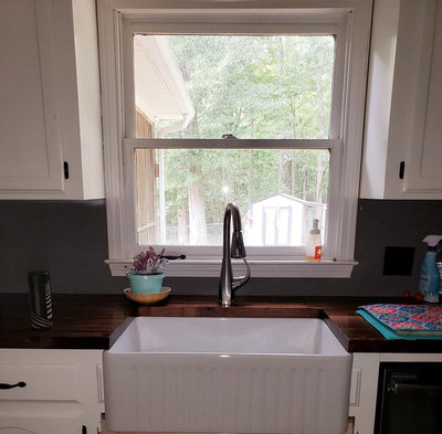 24英寸Fireclay現代農舍廚房陶瓷水槽白色前置半嵌入式洗菜盆直邊